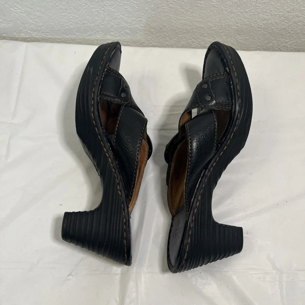Born Comfort Wedge Sandals Black Leather Womens 7 Slip-On Buckle W3070 3